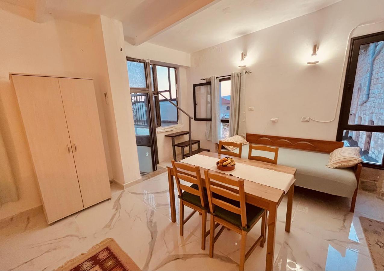 Mishpahat Price Safed Exterior foto